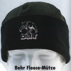 BEKLEIDUNG  